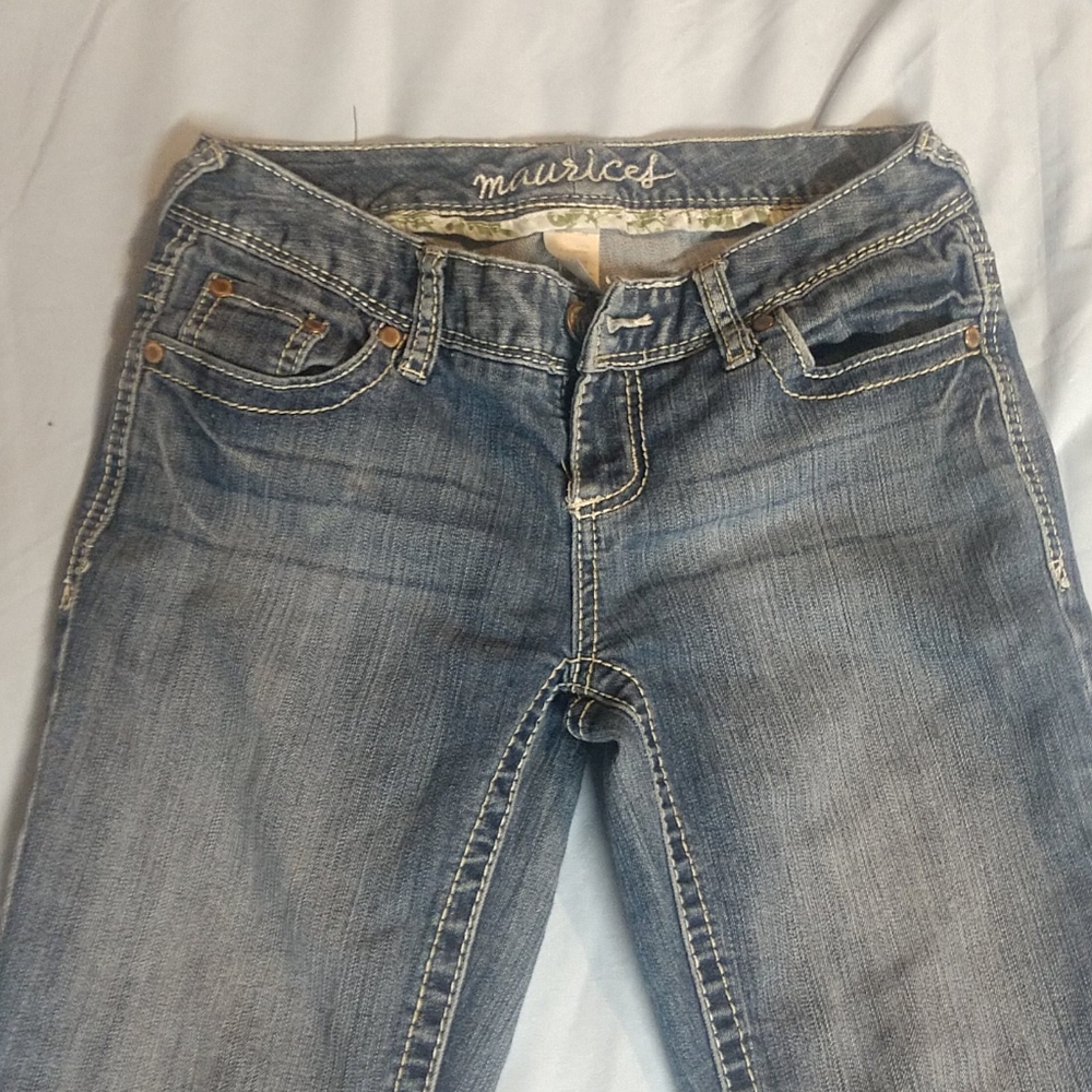 Jeans - Picture 2 of 3